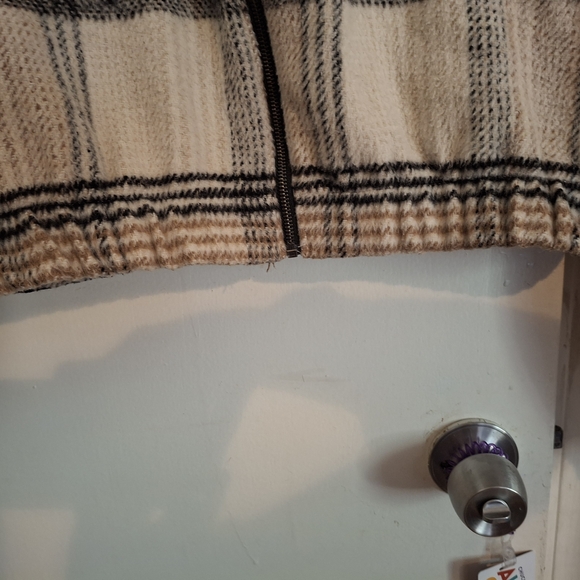 Timing Checkered Pattern Jacket - Picture 5 of 5